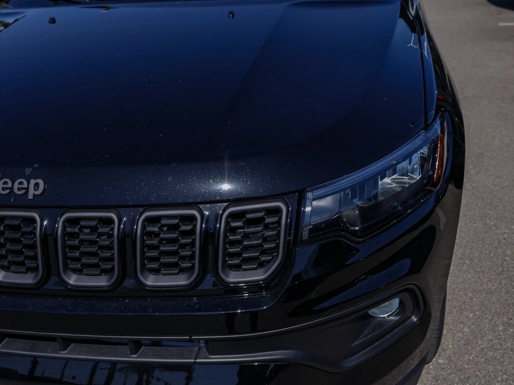 New 2026 Jeep Compass Latitude AWD/4WD image 10