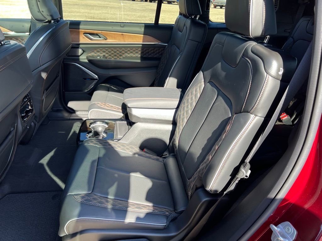 New 2026 Jeep Grand Cherokee L Summit w/ Advanced Protech Group IV image 31