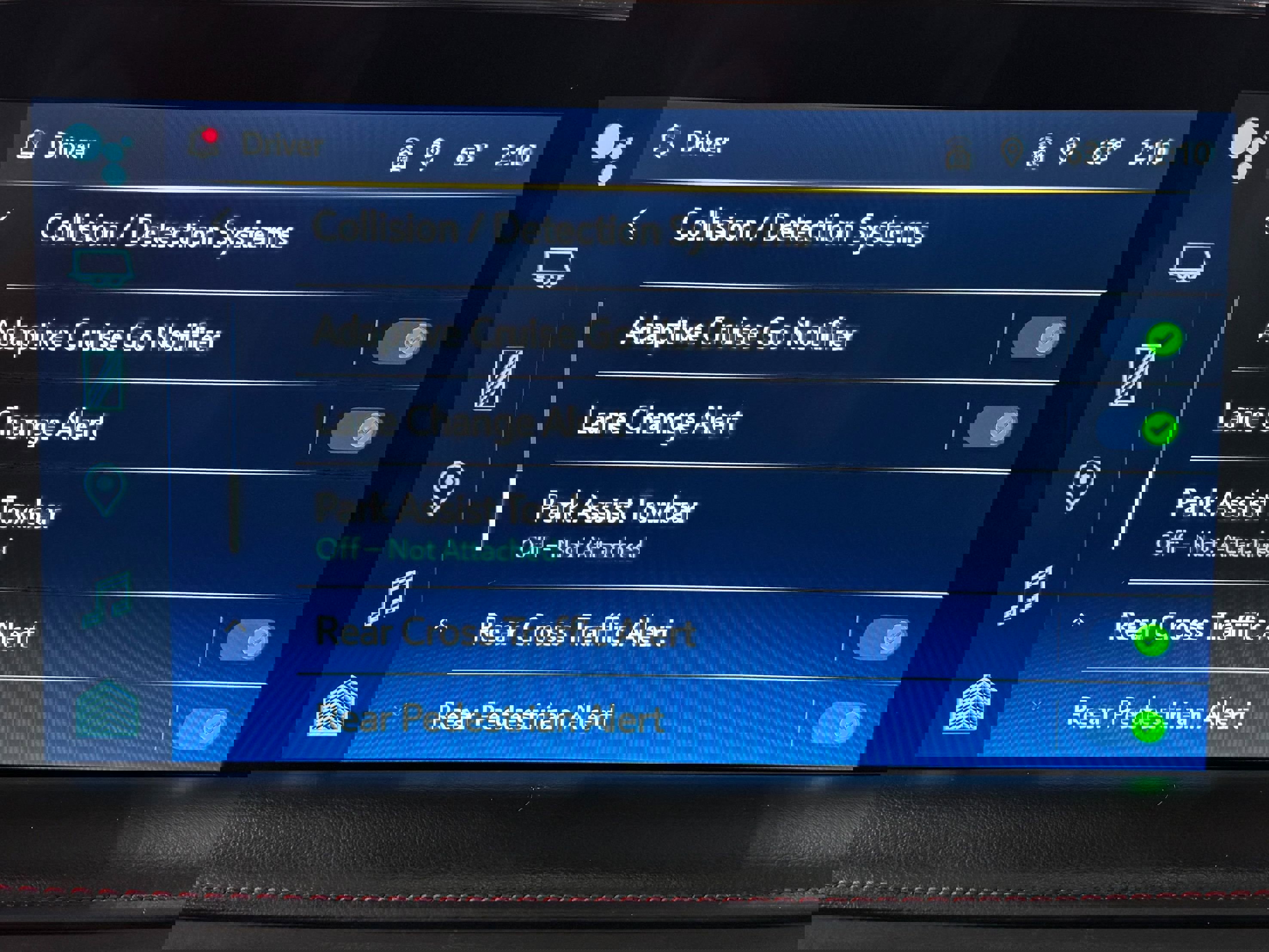 Used 2024 Chevrolet Suburban RST w/ Luxury Package image 28