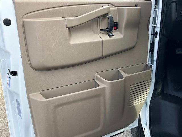 New 2025 GMC Savana 2500 Extended w/ Driver Convenience Package image 16