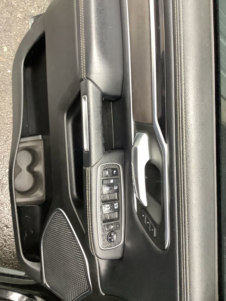 Used 2022 RAM 1500 Laramie w/ Sport Appearance Package image 25