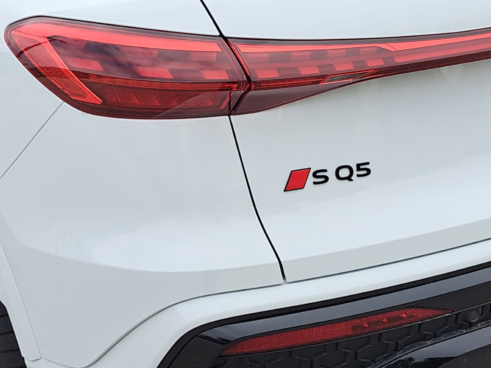 New 2026 Audi SQ5 Premium Plus AWD/4WD image 36