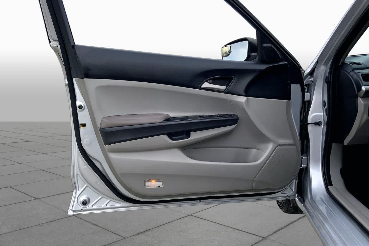 Used 2011 Honda Accord LX image 20