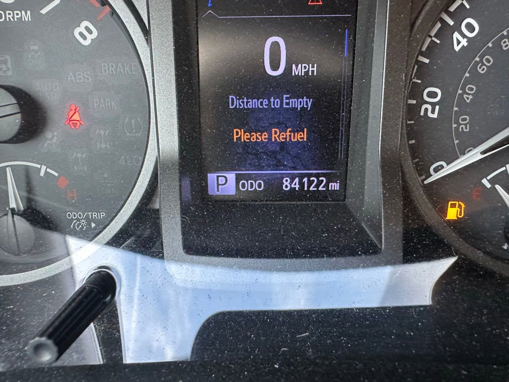 Used 2018 Toyota Tacoma TRD Sport w/ Technology Package image 10