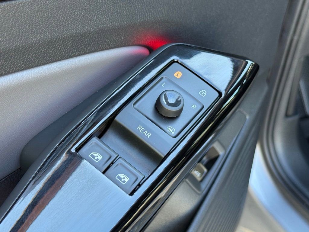 Used 2023 Volkswagen ID.4 Pro S image 12