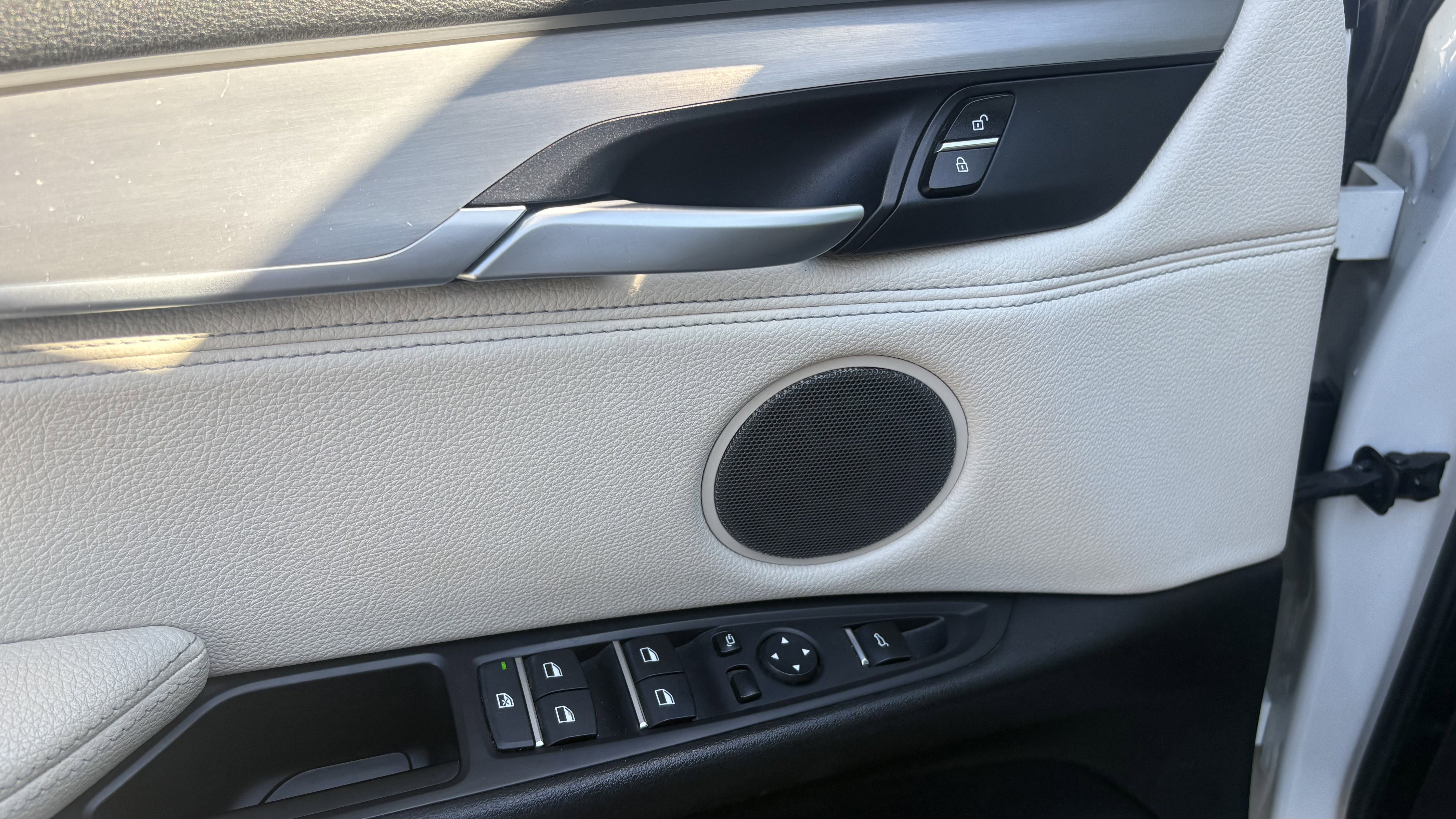 Used 2017 BMW X5 xDrive35i image 17