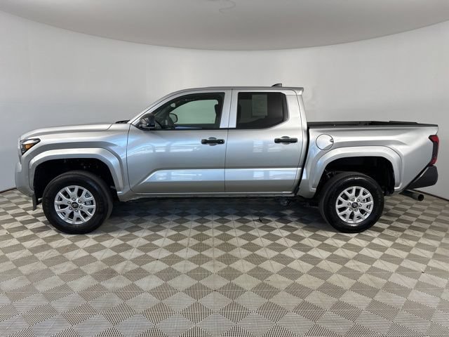Used 2026 Toyota Tacoma SR RWD image 4