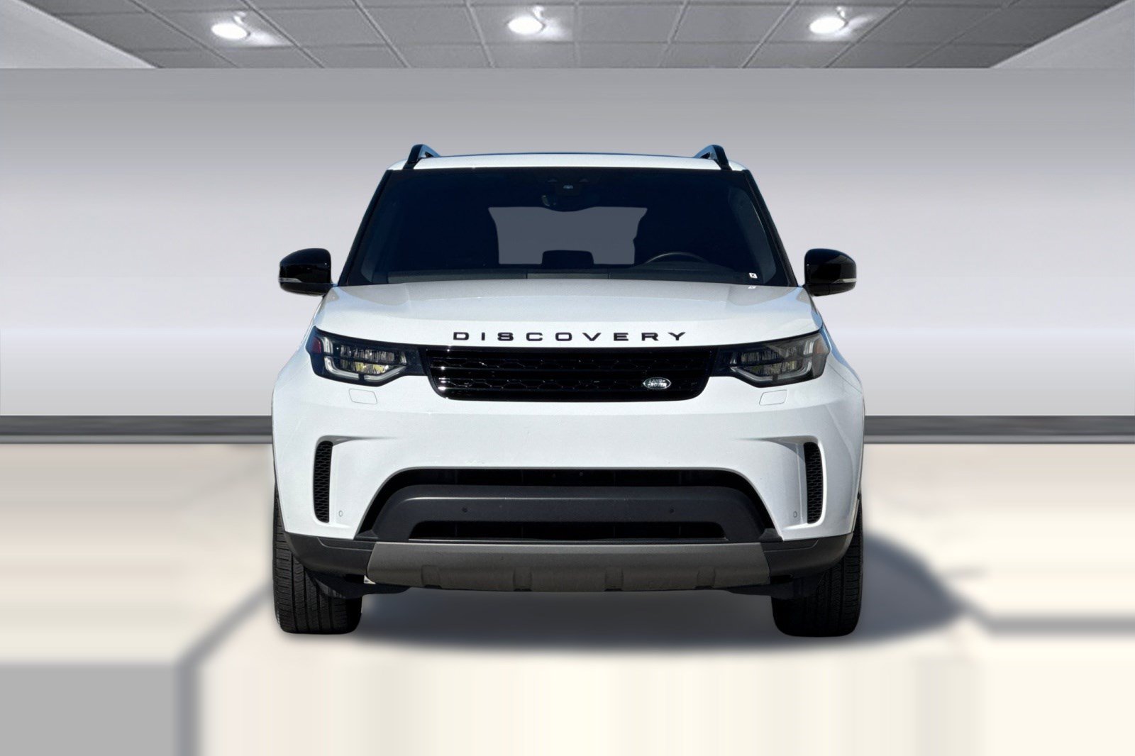 Used 2019 Land Rover Discovery SE AWD/4WD image 5