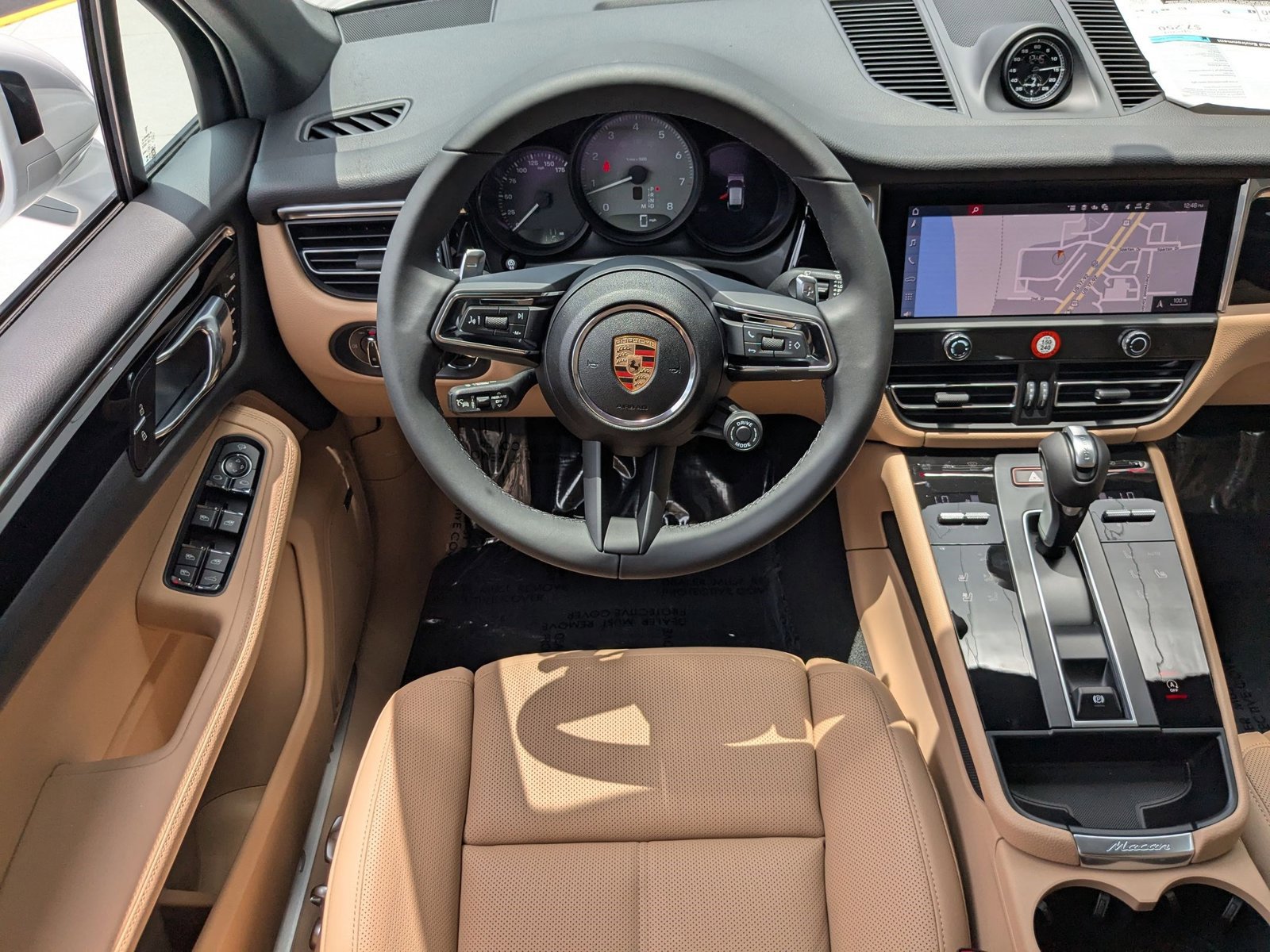 New 2025 Porsche Macan S image 4