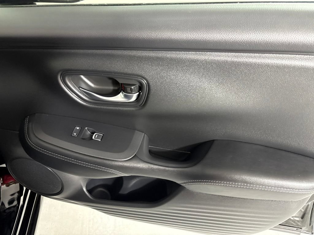 Used 2026 Honda HR-V EX-L image 15