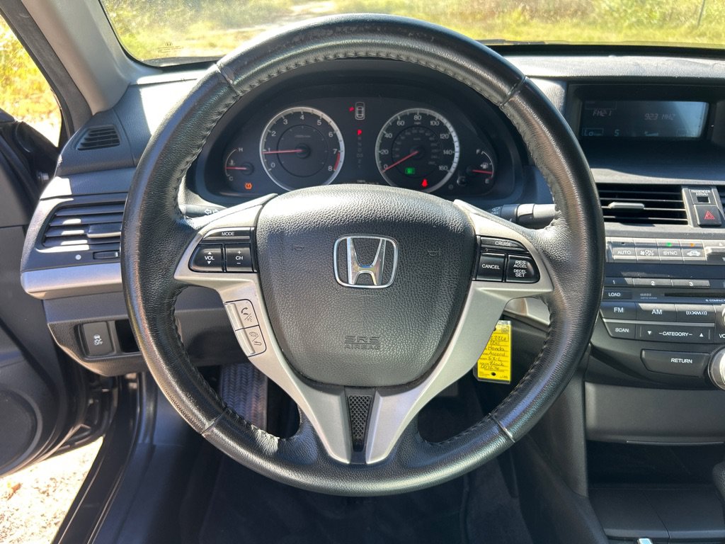 Used 2011 Honda Accord EX-L image 9