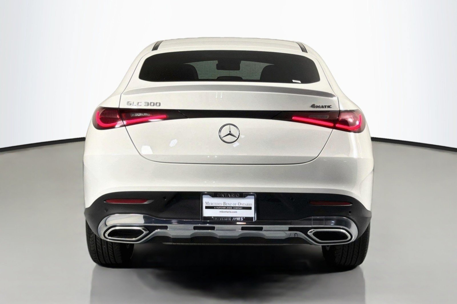 Certified 2025 Mercedes-Benz GLC 300 4MATIC image 4