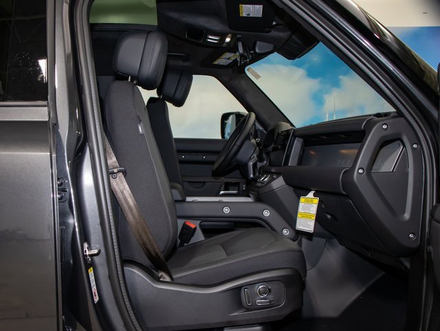 New 2025 Land Rover Defender 130 X image 21