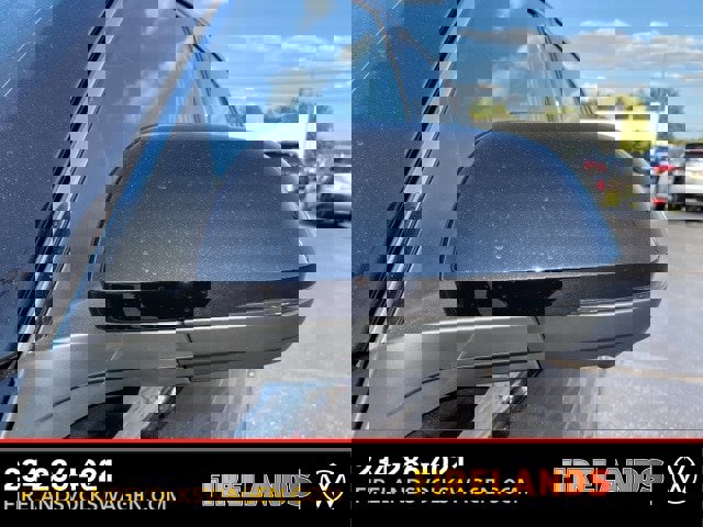 New 2026 Volkswagen Atlas Cross Sport SEL Premium R-Line image 13