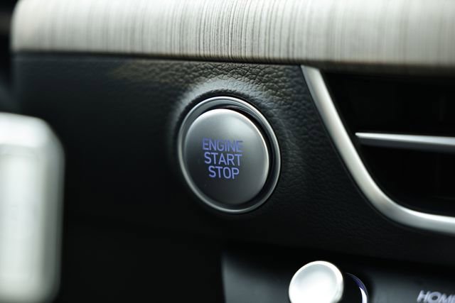 Certified 2025 Hyundai Sonata SEL image 38