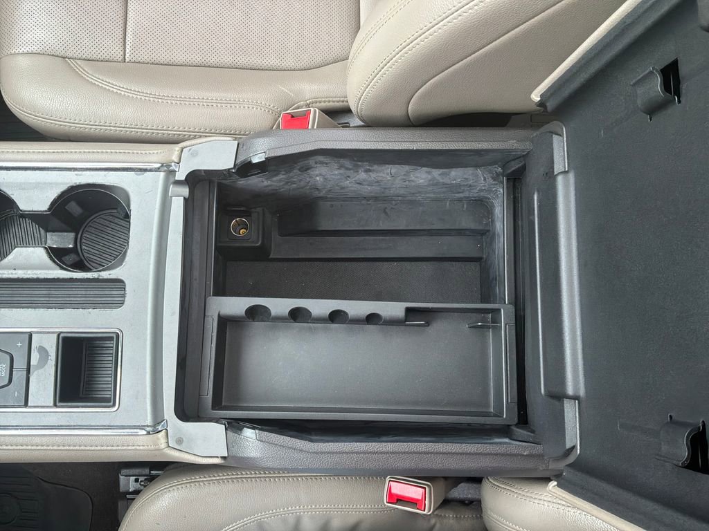 Used 2021 Ford Expedition XLT image 26