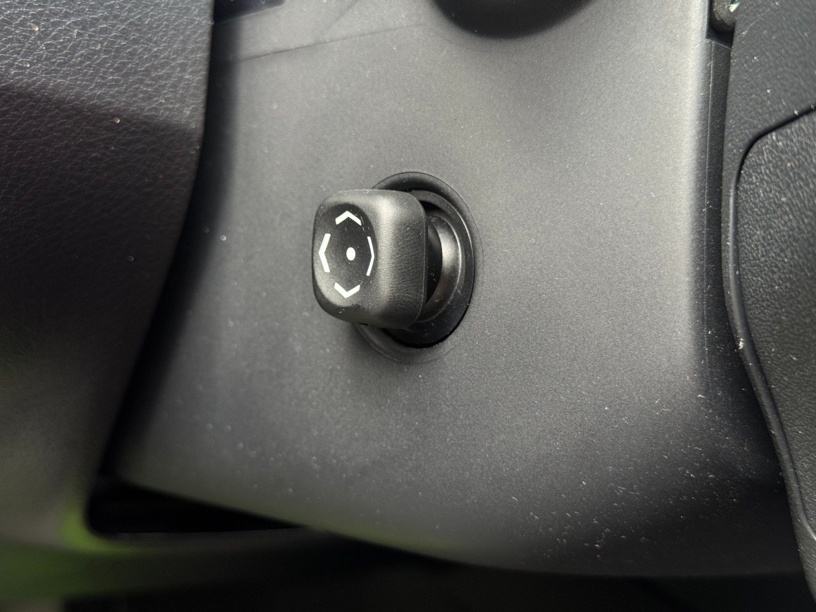 Used 2015 Lexus RX 450h FWD image 19