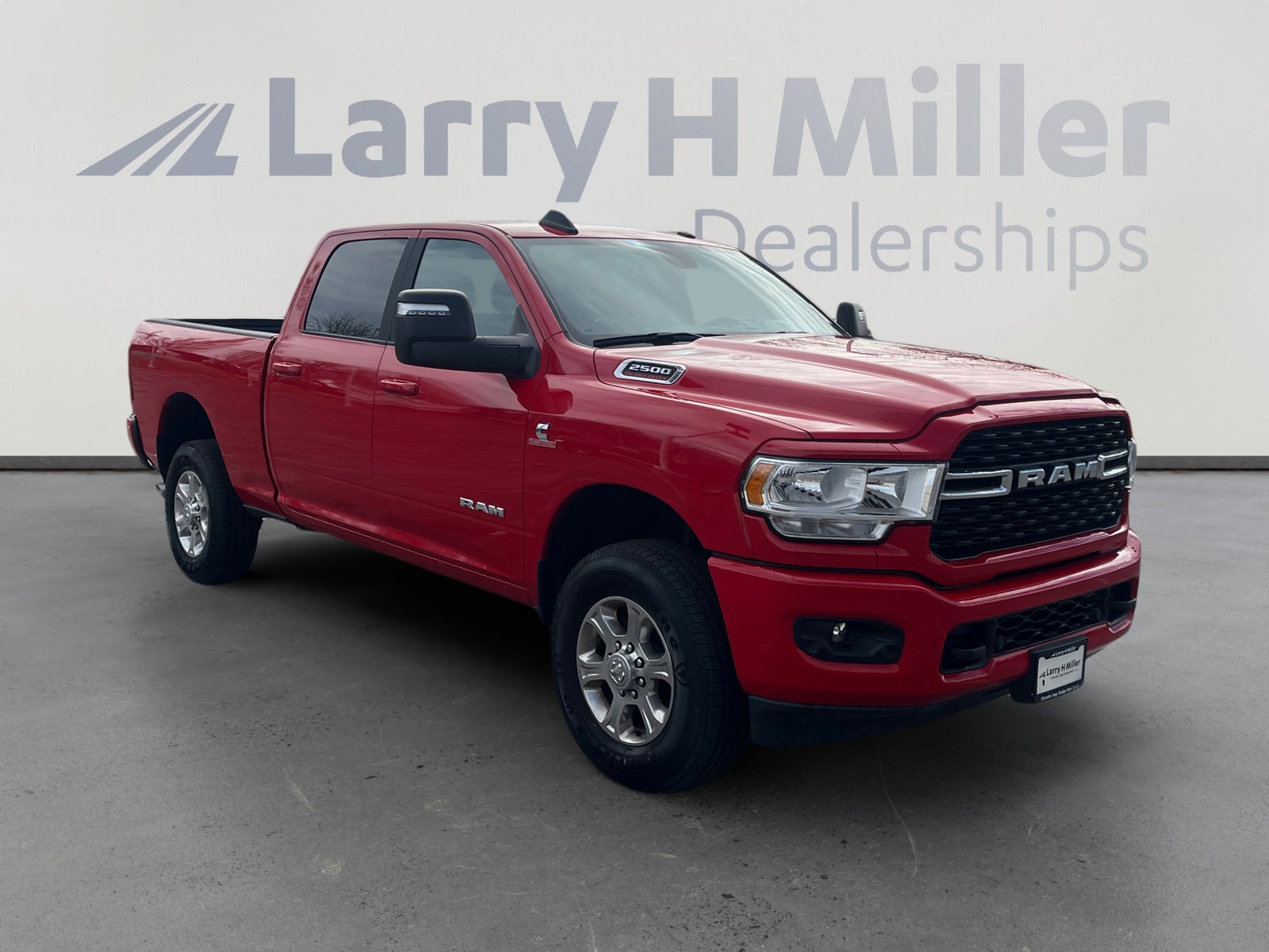 Used 2024 RAM 2500 Big Horn w/ Sport Appearance Package image 7