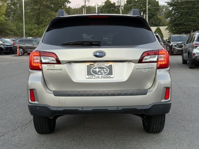 Used 2017 Subaru Outback 2.5i Limited AWD/4WD image 4