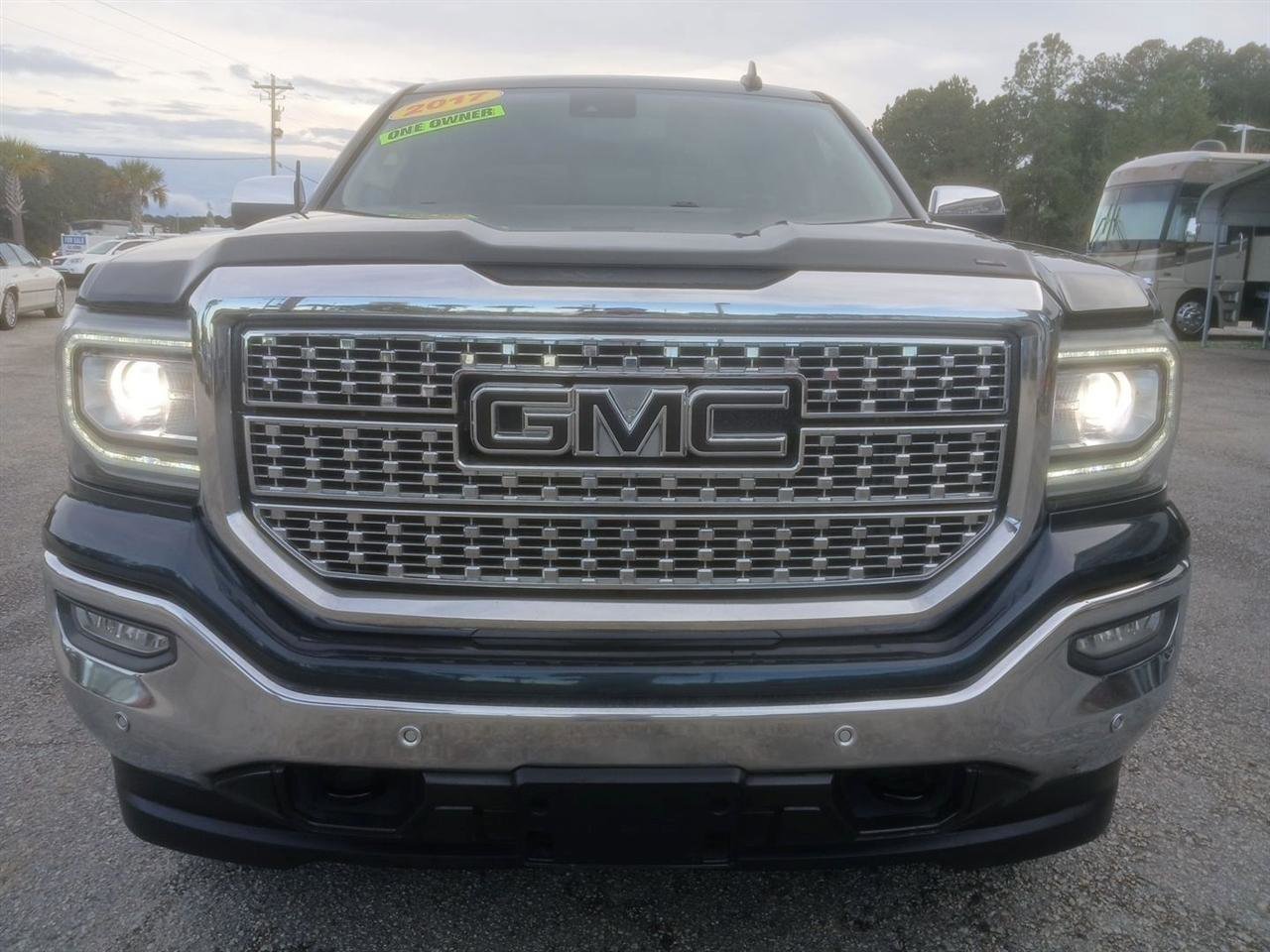 Used 2017 GMC Sierra 1500 SLT w/ SLT Premium Package image 30