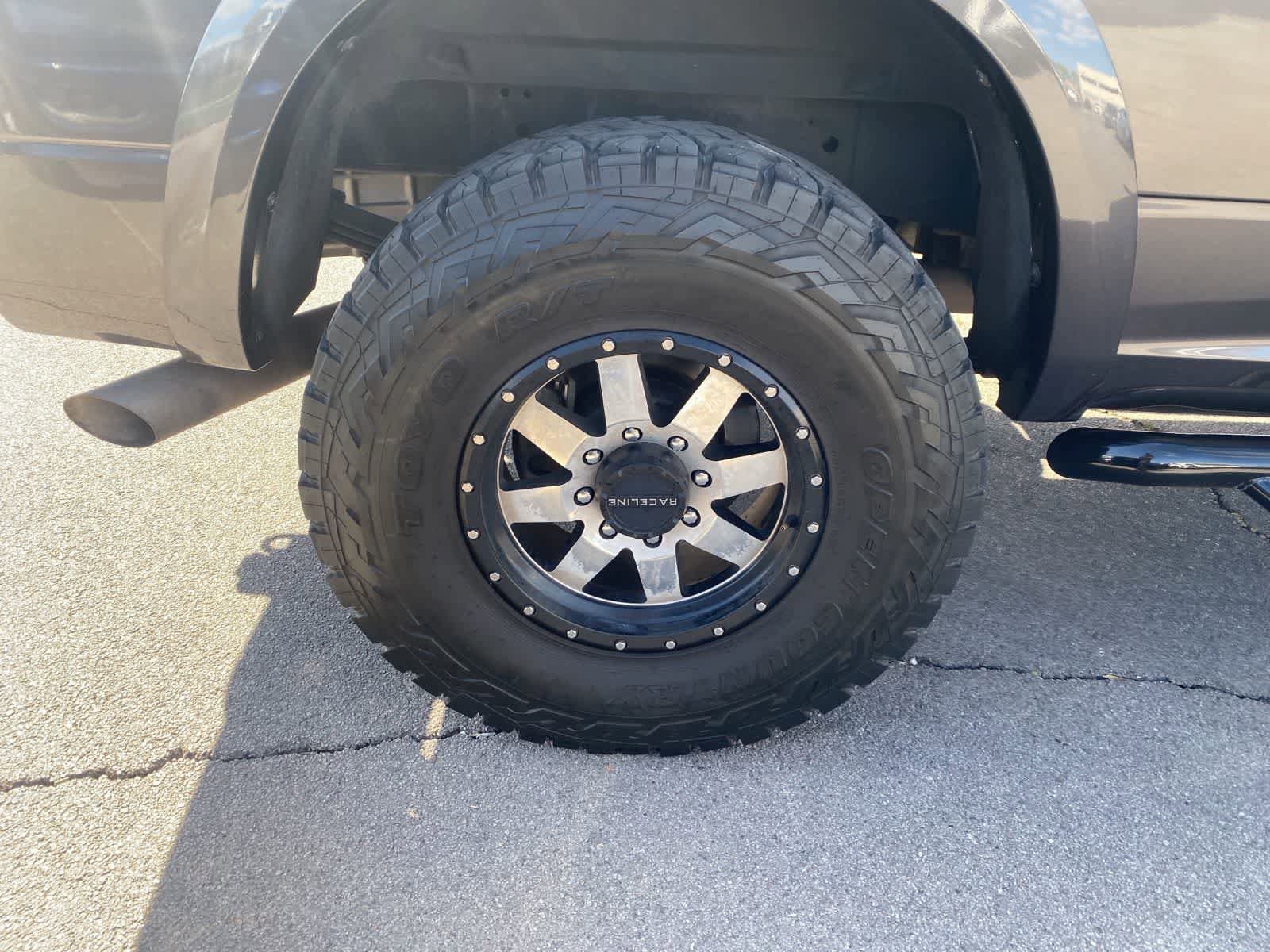 Used 2014 RAM 3500 Laramie w/ Cold Weather Group AWD/4WD image 5