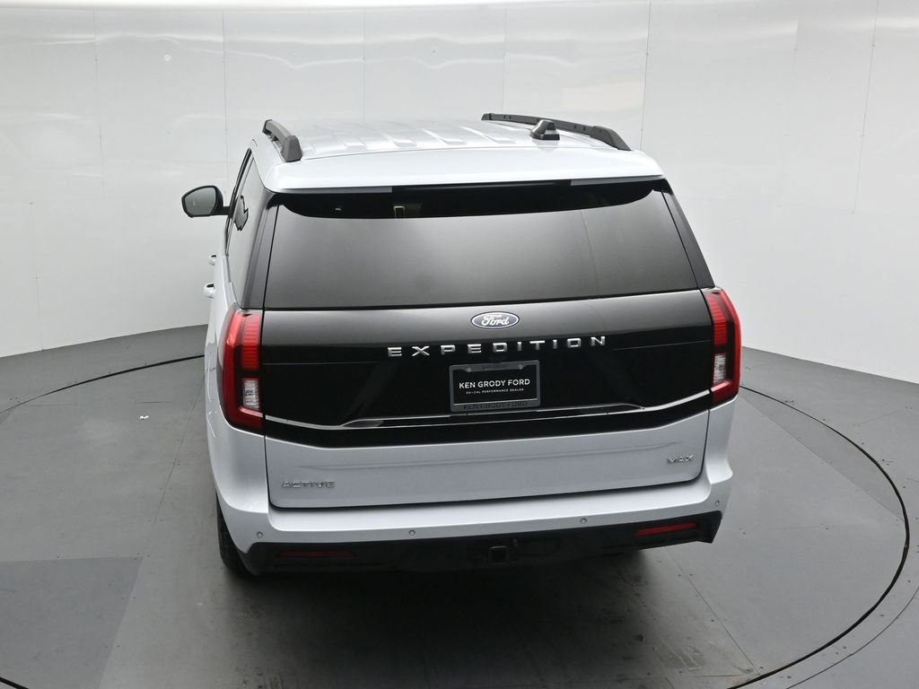Used 2025 Ford Expedition Max Active RWD image 39