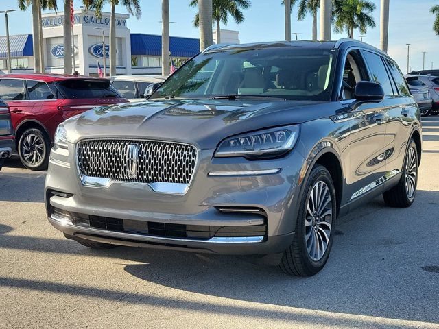 Certified 2024 Lincoln Aviator Reserve w/ Elements Package Plus RWD image 3