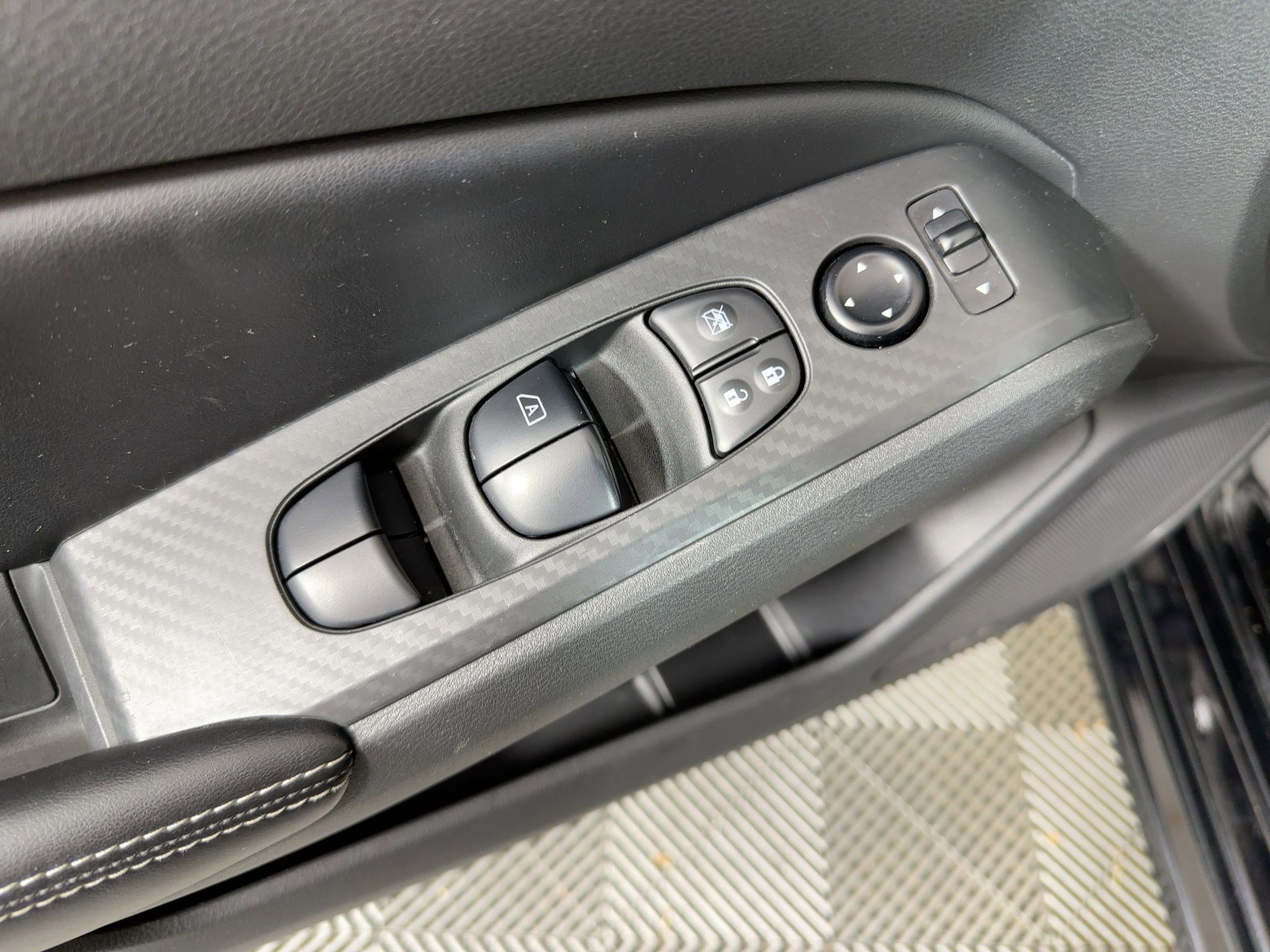 Used 2024 Nissan Altima 2.5 SV image 20