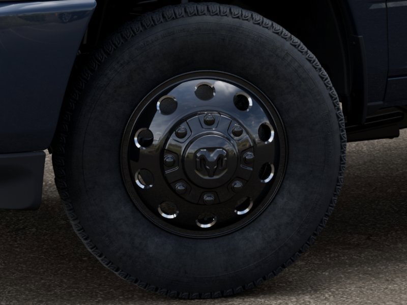 New 2026 RAM 3500 Big Horn AWD/4WD image 9