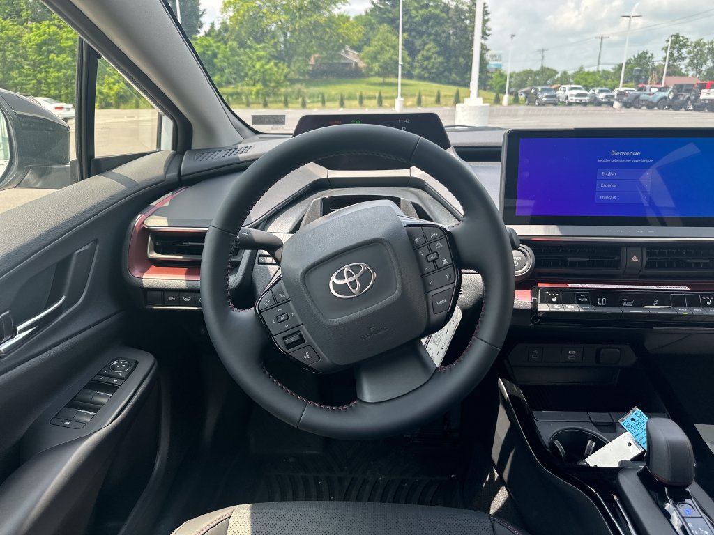 New 2026 Toyota Prius Plug-In Hybrid FWD image 18