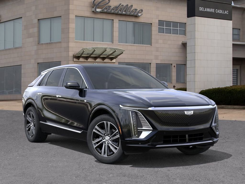 New 2025 Cadillac Lyriq Luxury AWD/4WD image 7