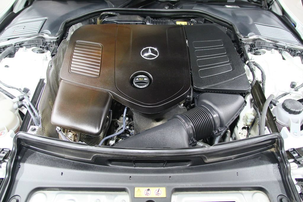 Certified 2023 Mercedes-Benz C 300 4MATIC Sedan image 32