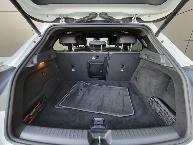 Used 2020 Mercedes-Benz GLA 250 4MATIC image 6