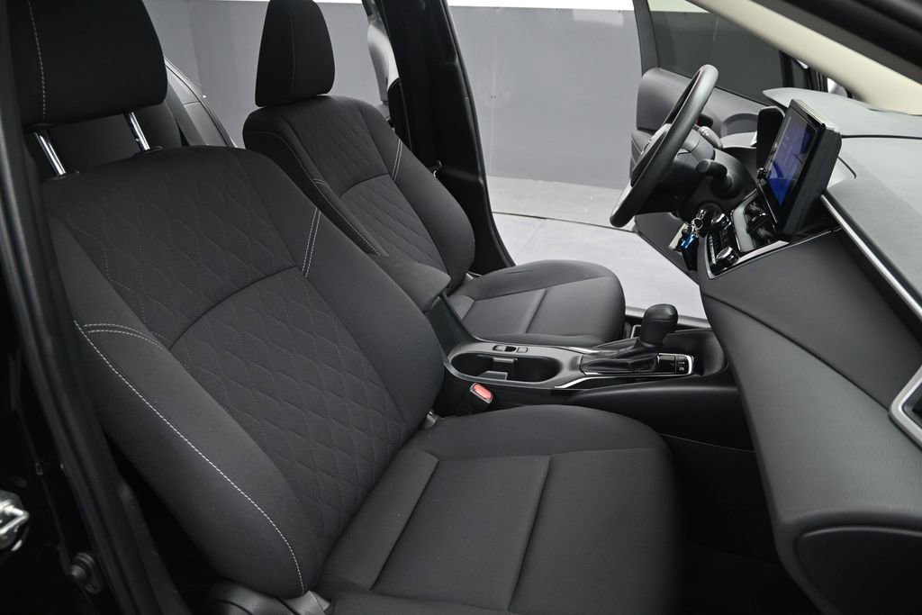 Used 2024 Toyota Corolla LE FWD image 25