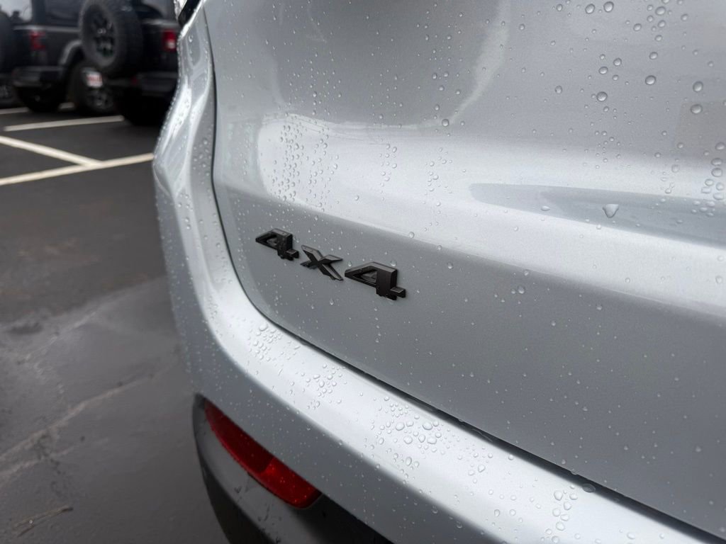 New 2026 Jeep Compass Limited image 40