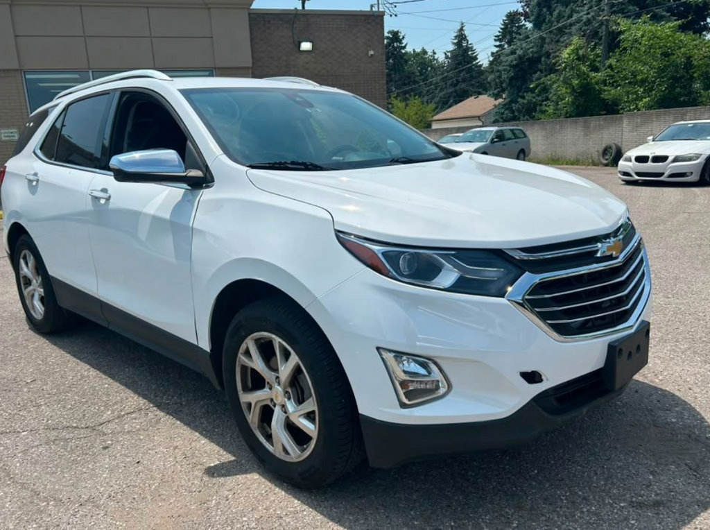 Used 2018 Chevrolet Equinox Premier w/ LPO, Cargo Package AWD/4WD image 8
