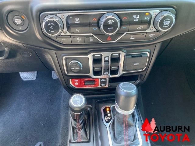 Used 2021 Jeep Gladiator Rubicon AWD/4WD image 38