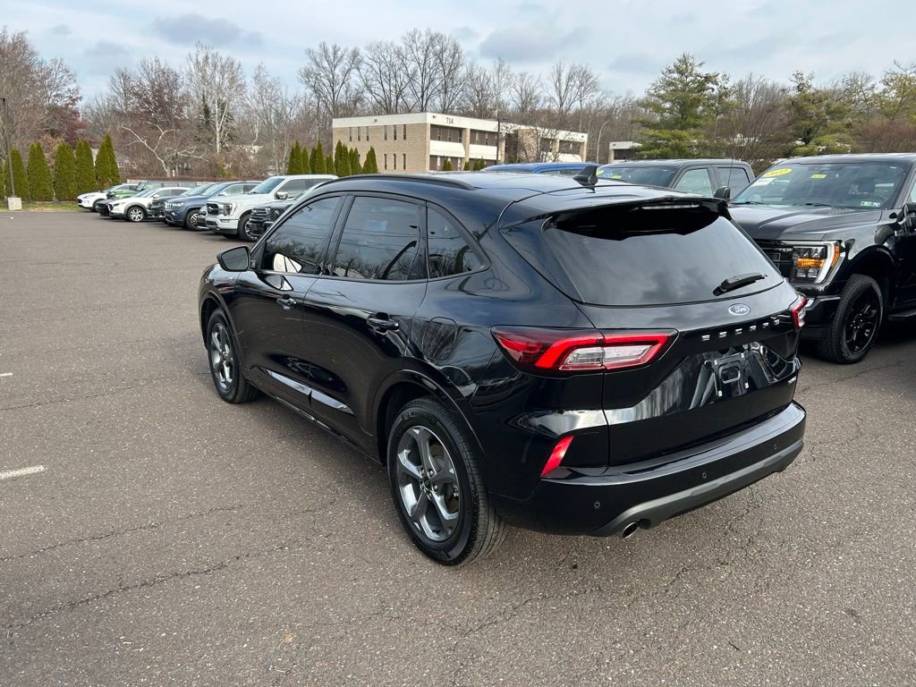 Certified 2023 Ford Escape ST-Line image 12