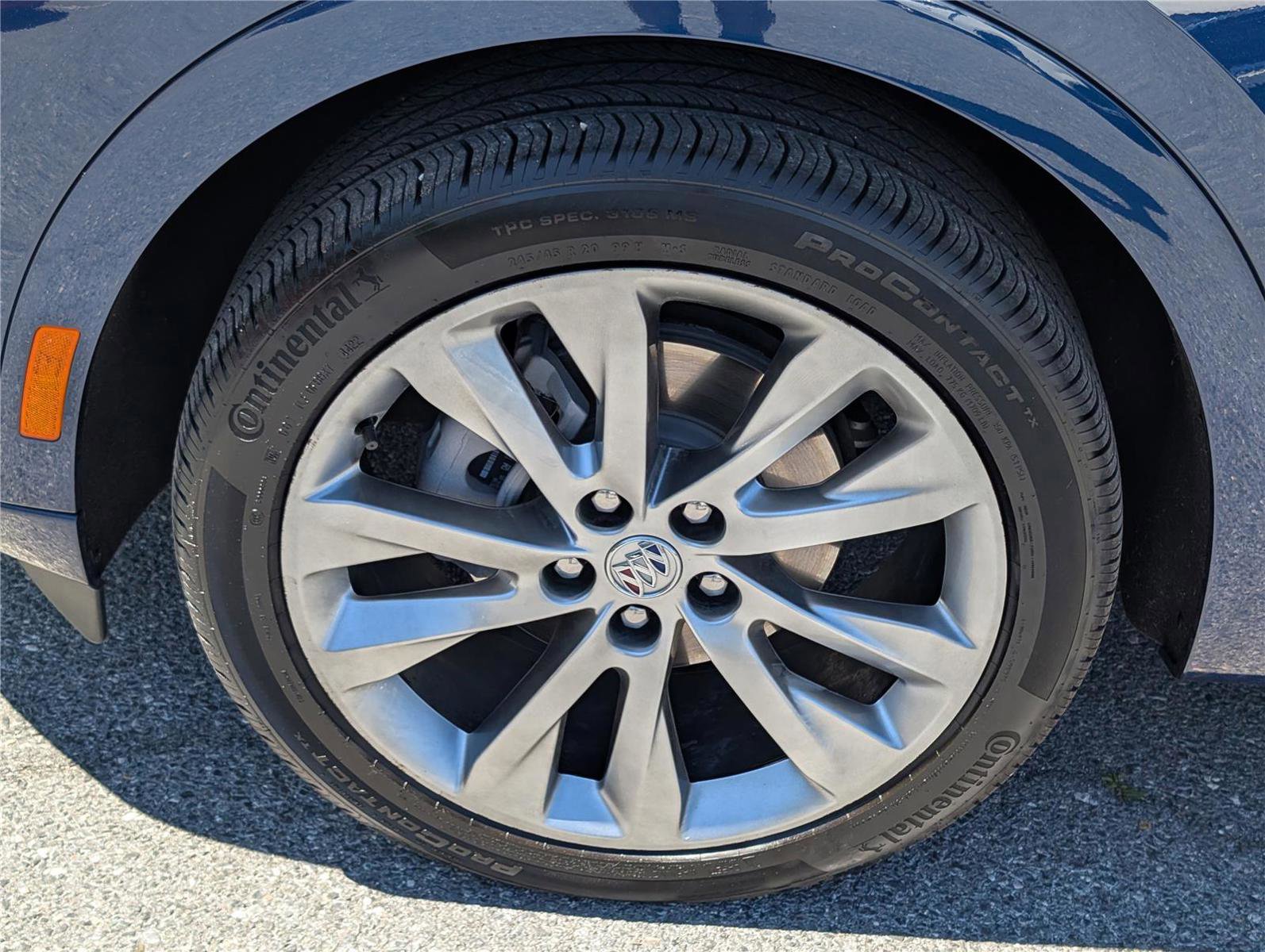 Used 2023 Buick Envision Avenir AWD/4WD image 11