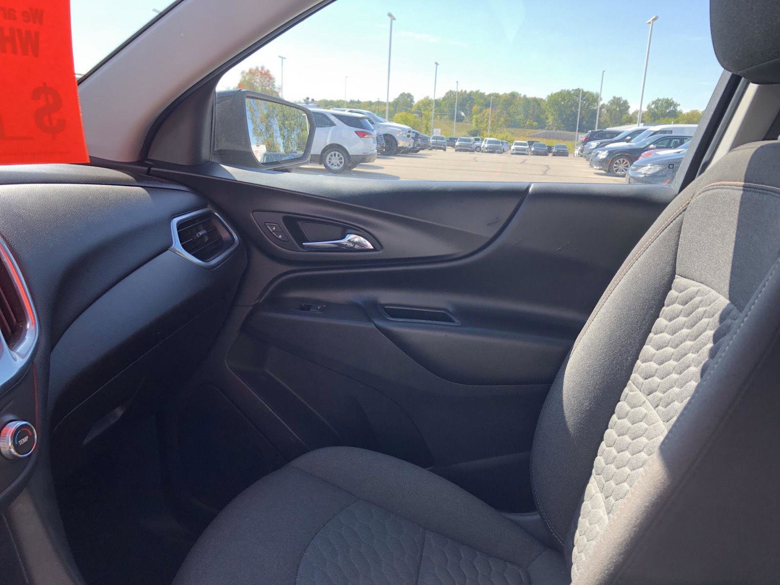 Used 2019 Chevrolet Equinox LT image 35