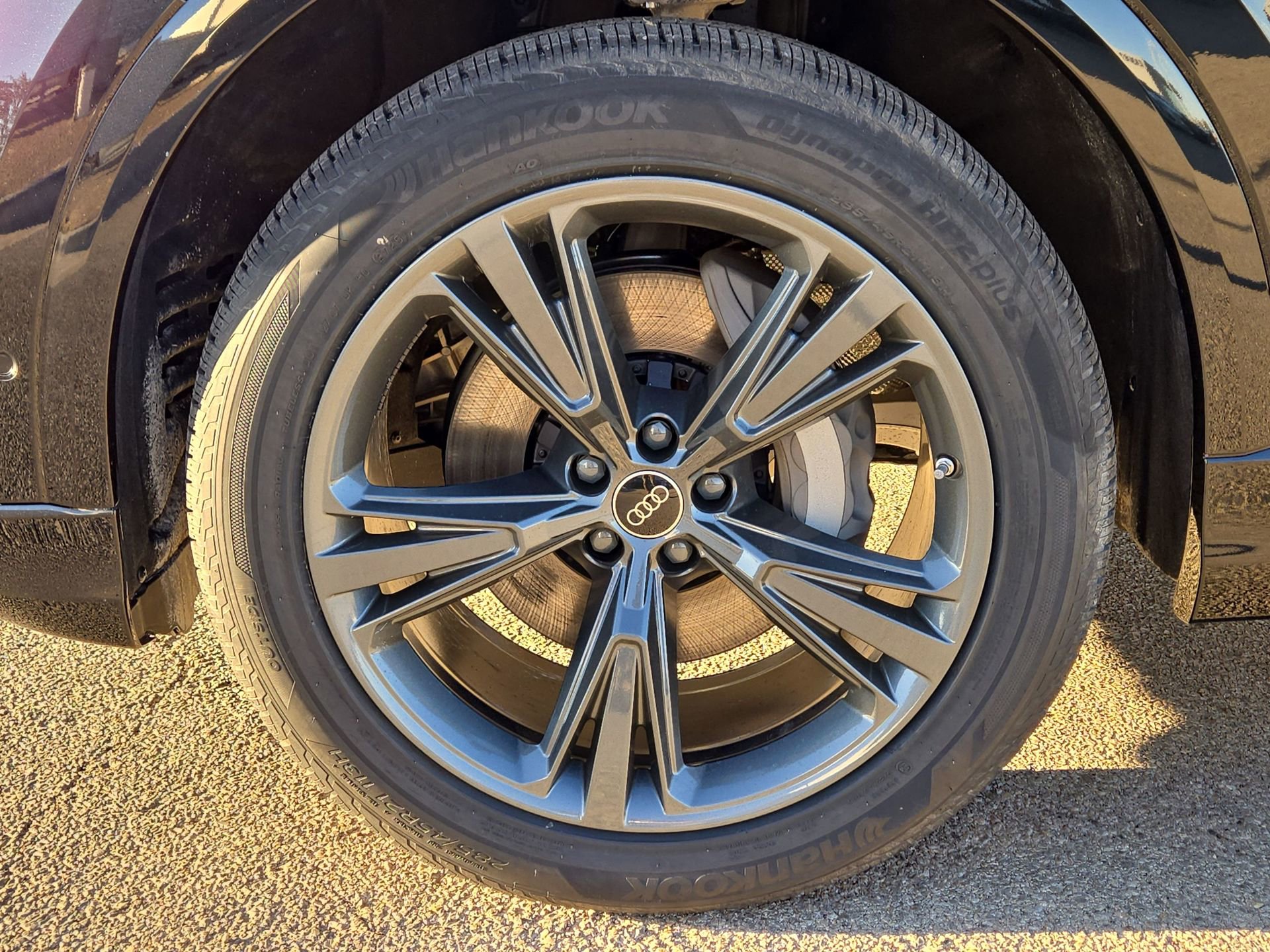 New 2026 Audi Q8 Premium image 11