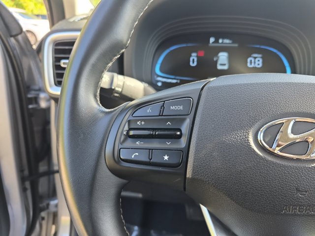 Used 2026 Hyundai Venue SEL FWD image 20