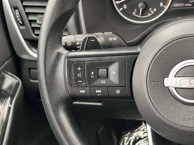 Used 2024 Nissan Rogue S AWD/4WD image 22