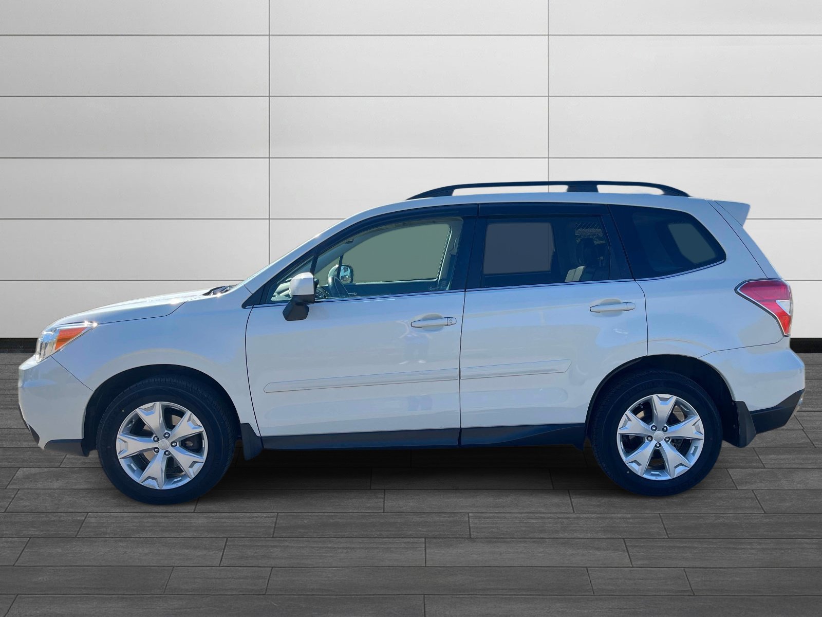 Used 2016 Subaru Forester 2.5i Limited AWD/4WD image 6