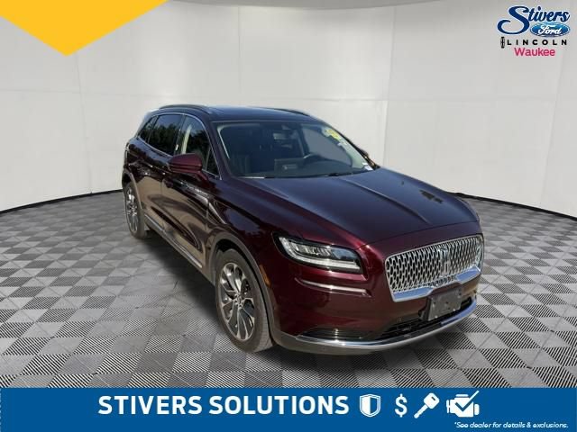 Used 2022 Lincoln Nautilus Reserve FWD image 3