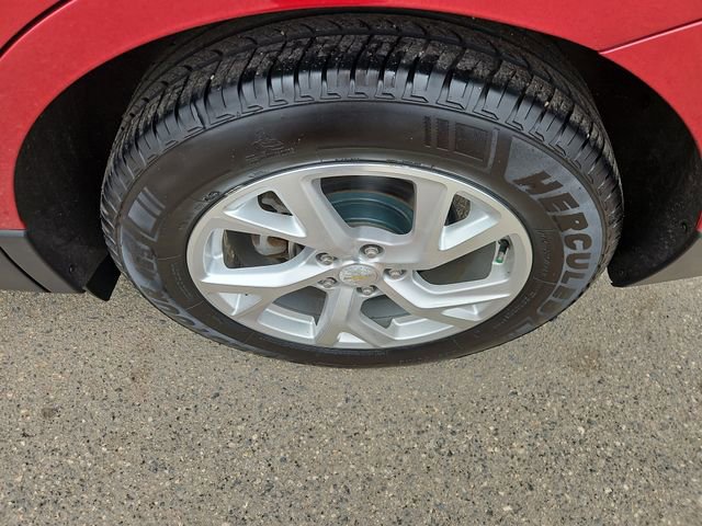 Used 2018 Chevrolet Equinox Premier FWD image 16