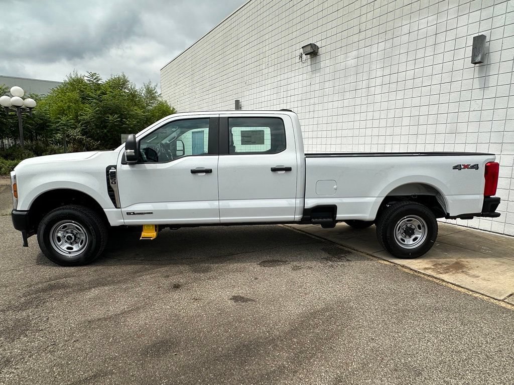 New 2026 Ford F250 XL AWD/4WD image 2