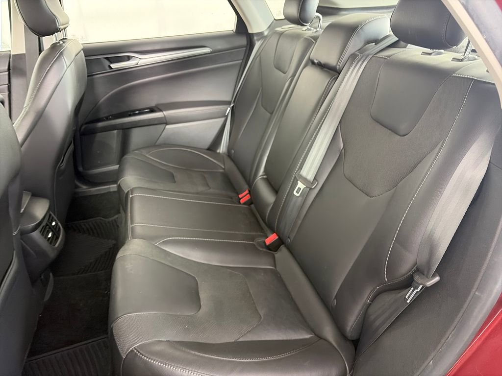Used 2015 Ford Fusion Titanium AWD/4WD image 13