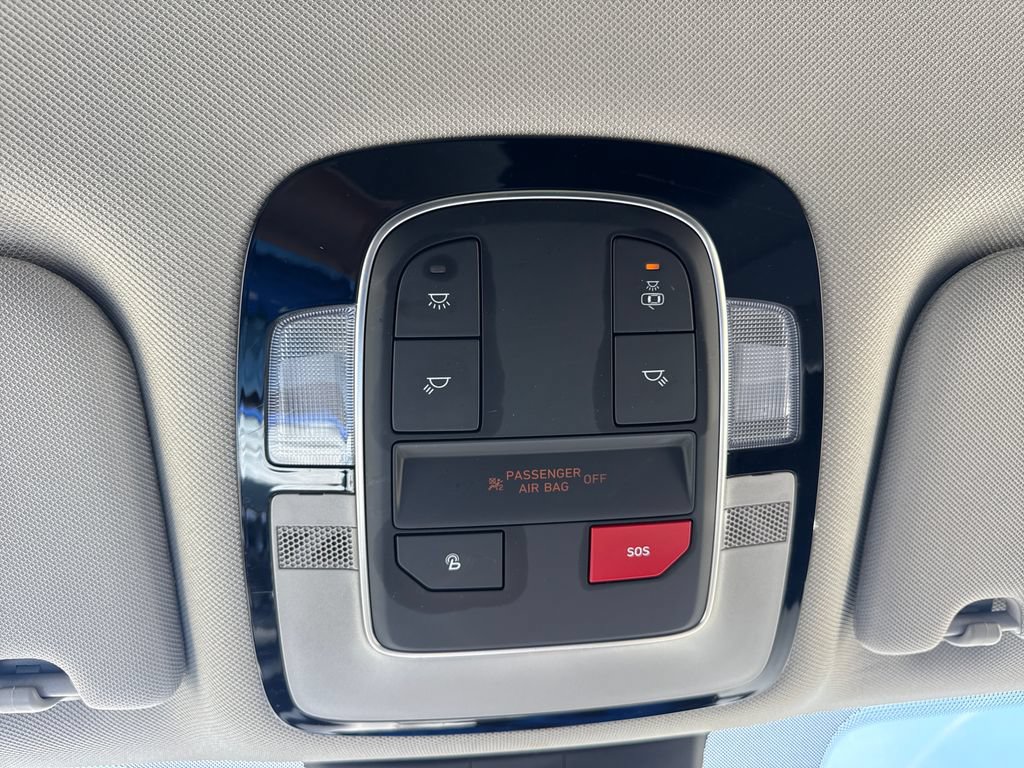 Used 2023 Hyundai Santa Fe SEL FWD image 27