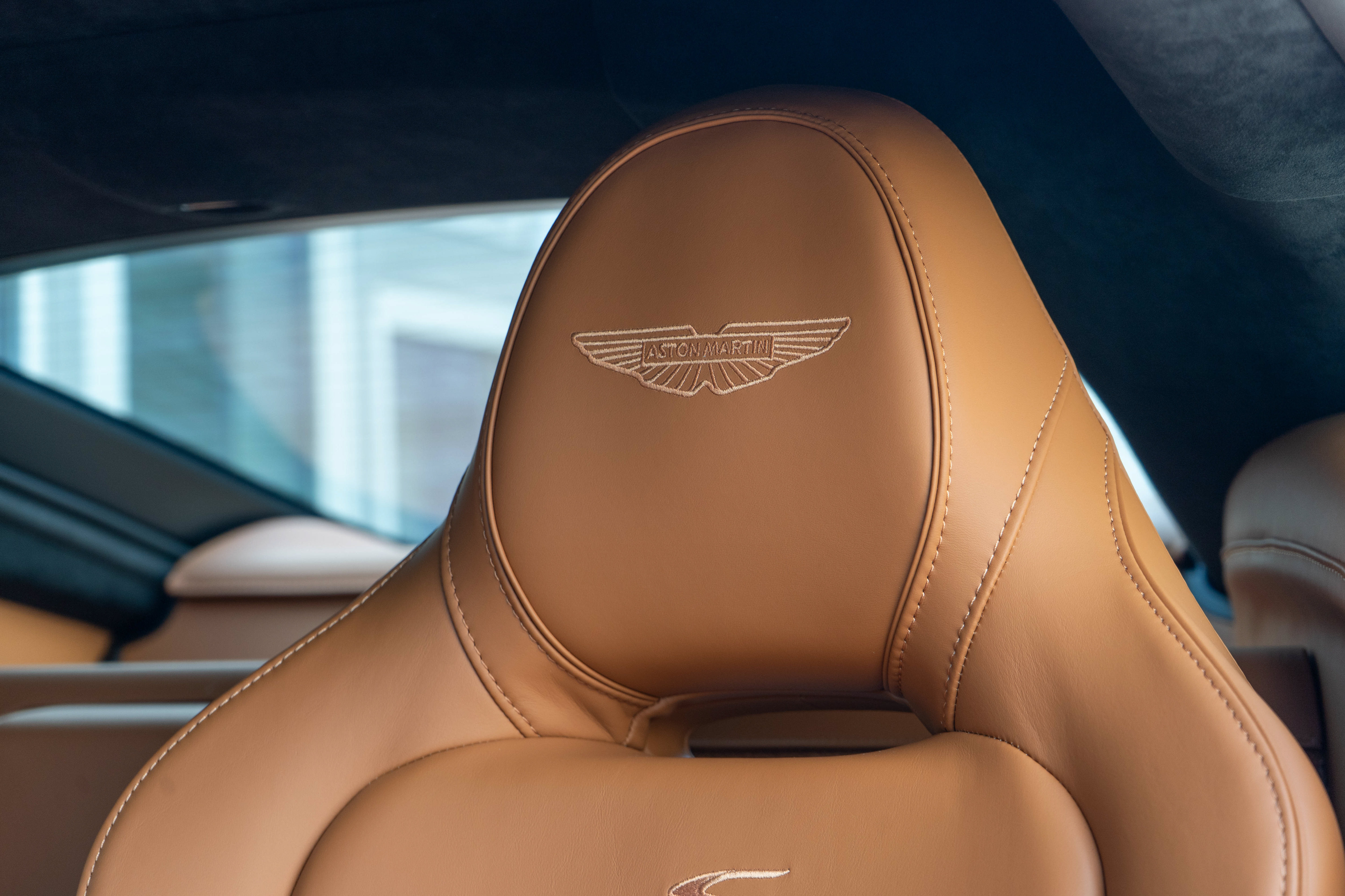 New 2026 Aston Martin V8 Vantage S RWD image 5